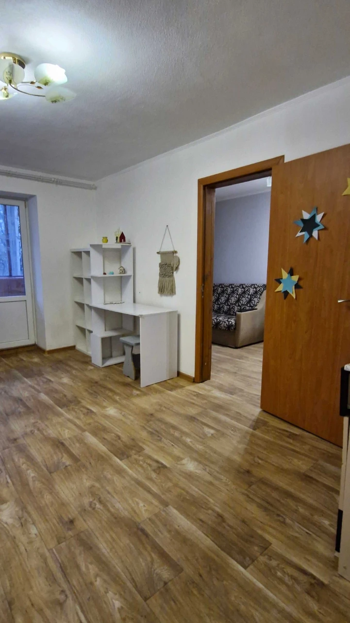 Продам 2 ком квартиру метро 23 Августа, ул. 23 Августа 8
