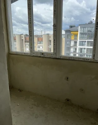 Продається простора здана 2-кімнатна квартира