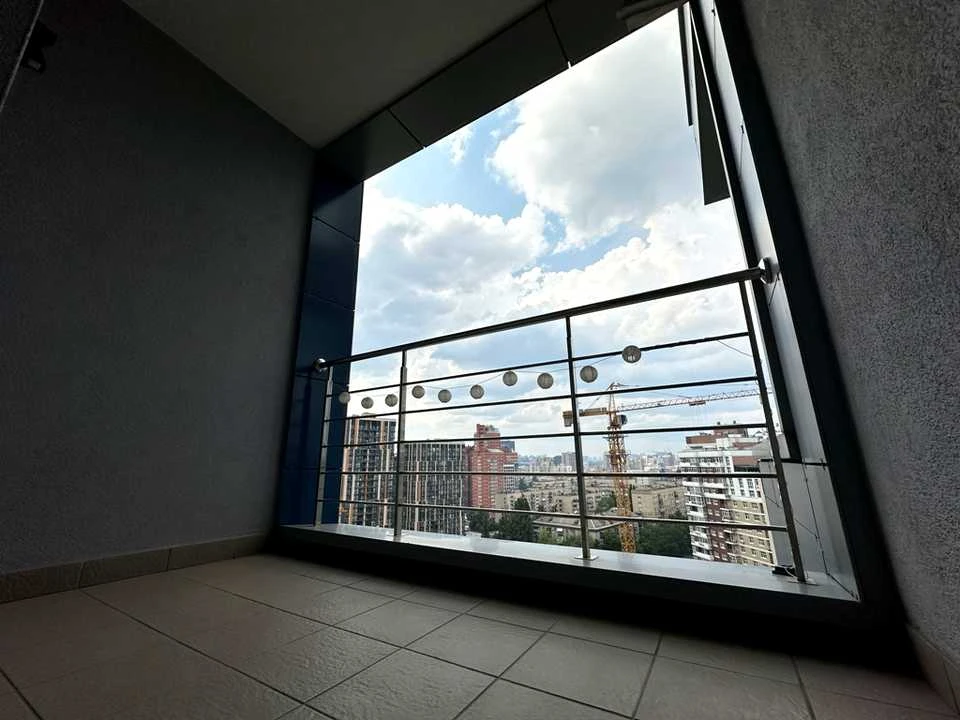 Квартира. Київ, Джона Маккейна вул.