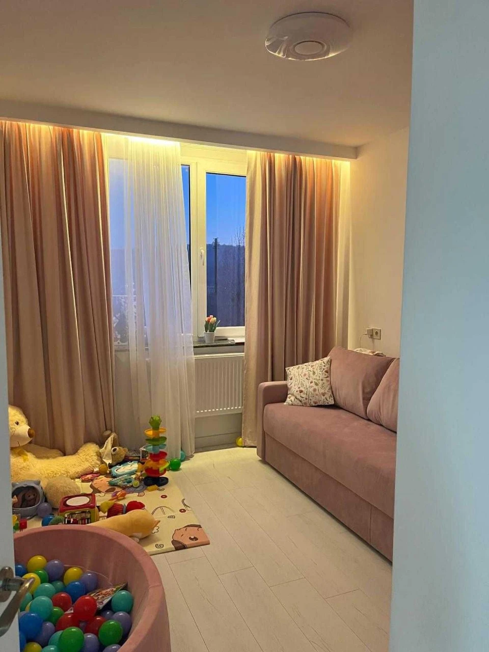 Продаж 2 кімнатна квартира, ремонт