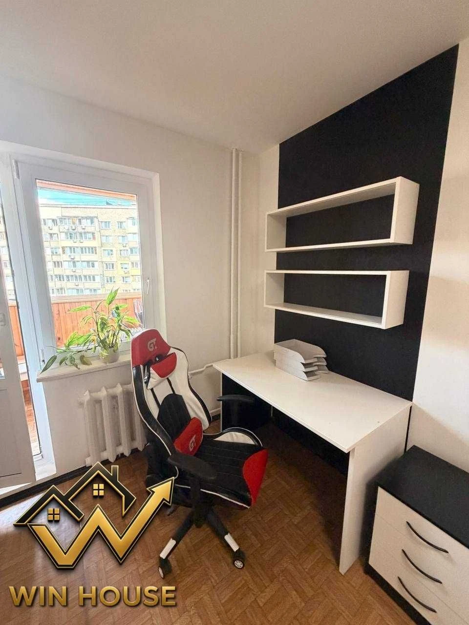 продаж квартири вул. Порика 7-А, поряд Сільпо, скоро метро,