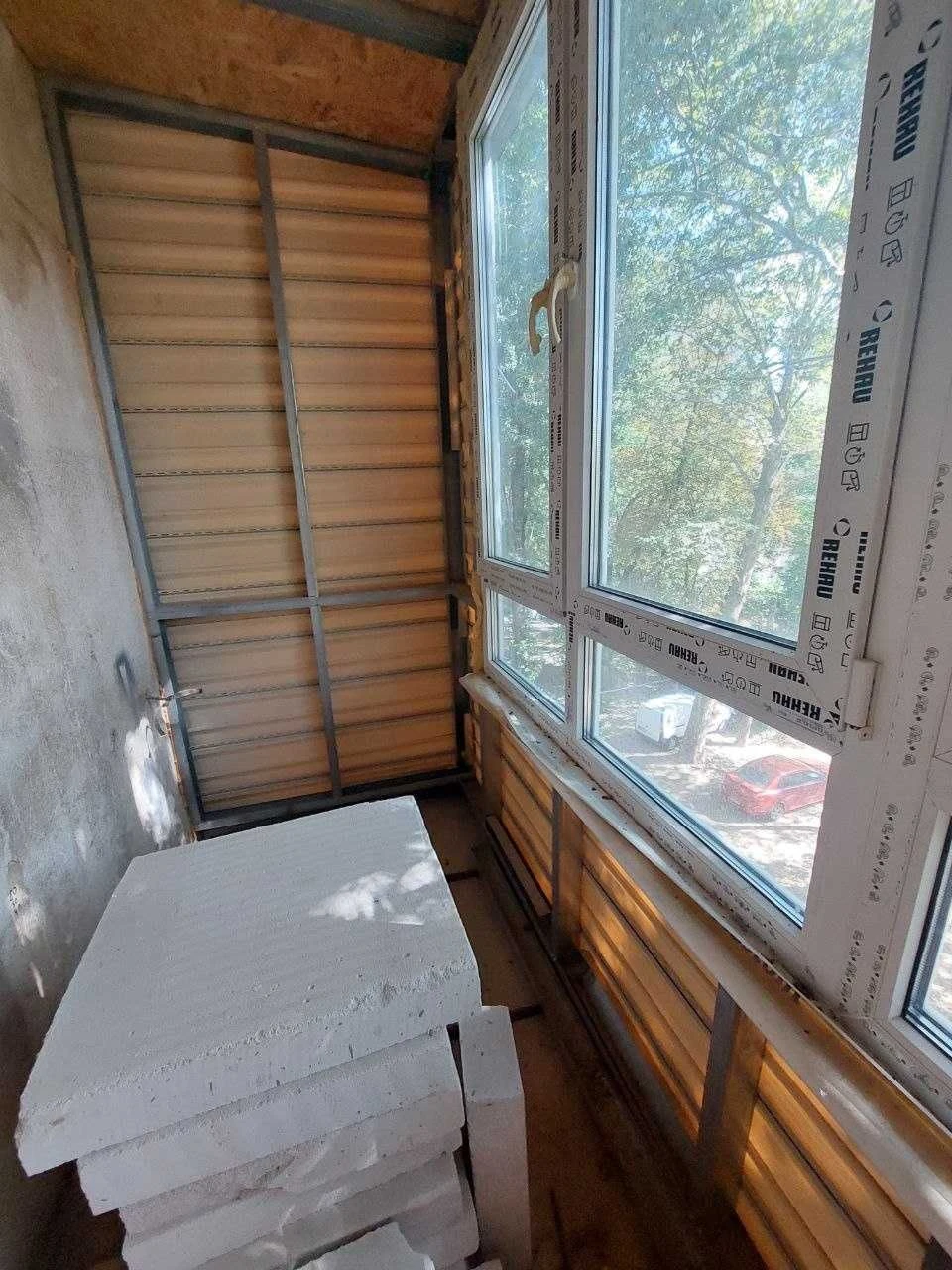 3-кімнатна квартира на Черемушках — 56 м², 4 поверх, ремонт