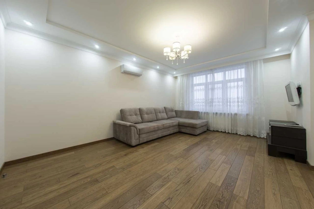 3-room apartment for sale 95 m², Beresteysky, 71a