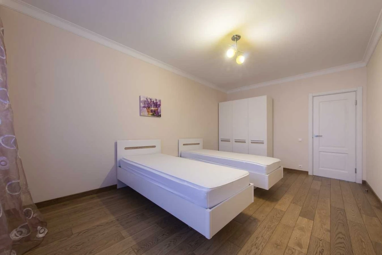 3-room apartment for sale 95 m², Beresteysky, 71a
