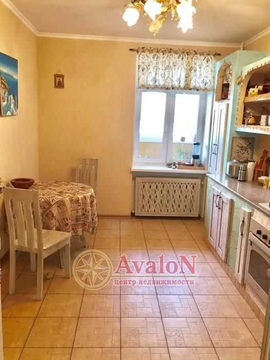 Продам супер квартиру поселок Котовского, Сахарова