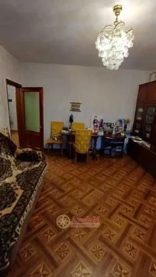 Продам трехкомнатную по Крымской, поселок Котовского
