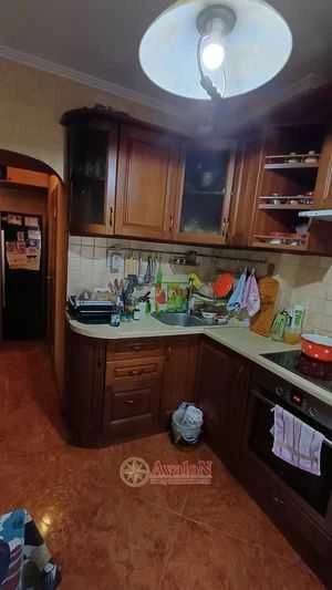 Продам трехкомнатную по Крымской, поселок Котовского