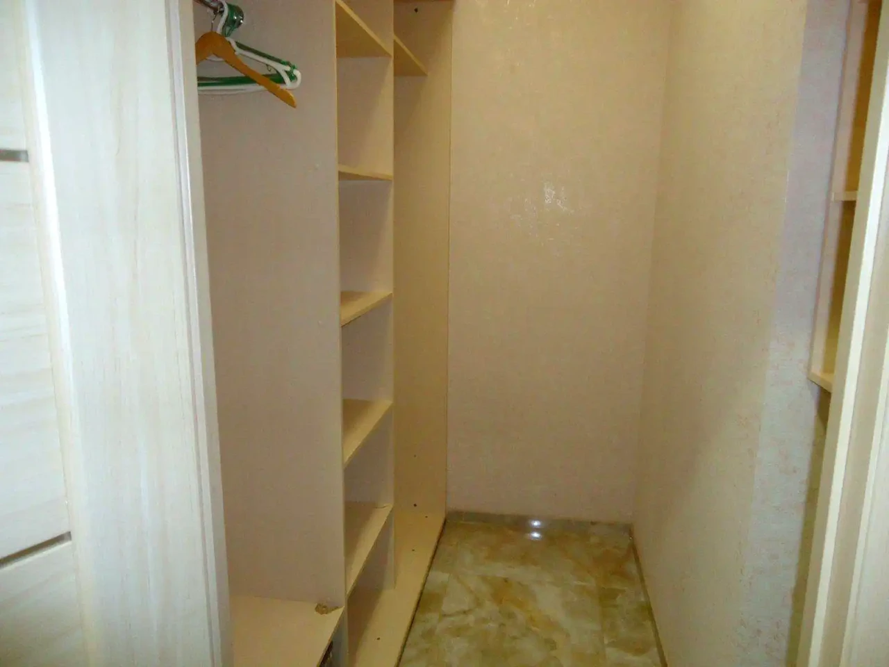 Оренда квартири 2-кімн. 56 м² 21/23 пов.