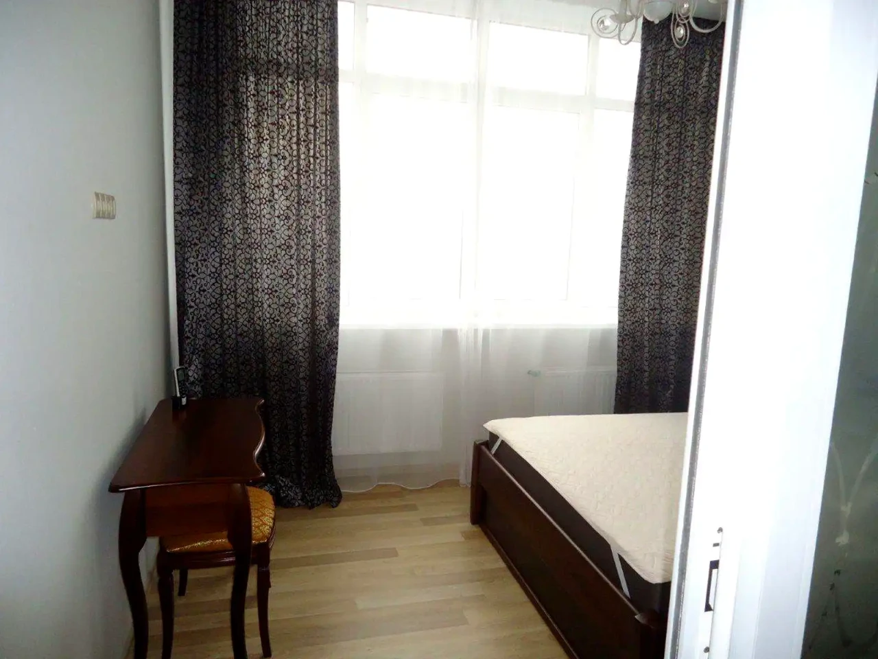 Оренда квартири 2-кімн. 56 м² 21/23 пов.