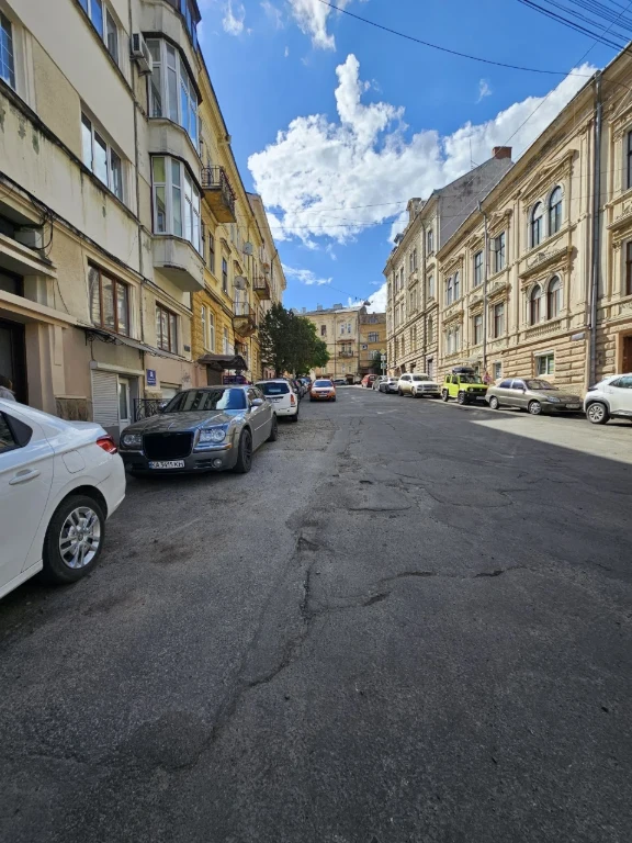 Продаж  квартири  Чернівці