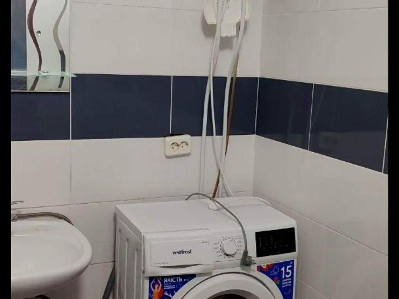 Оренда квартири 1-кімн. 56 м² 23/25 пов.