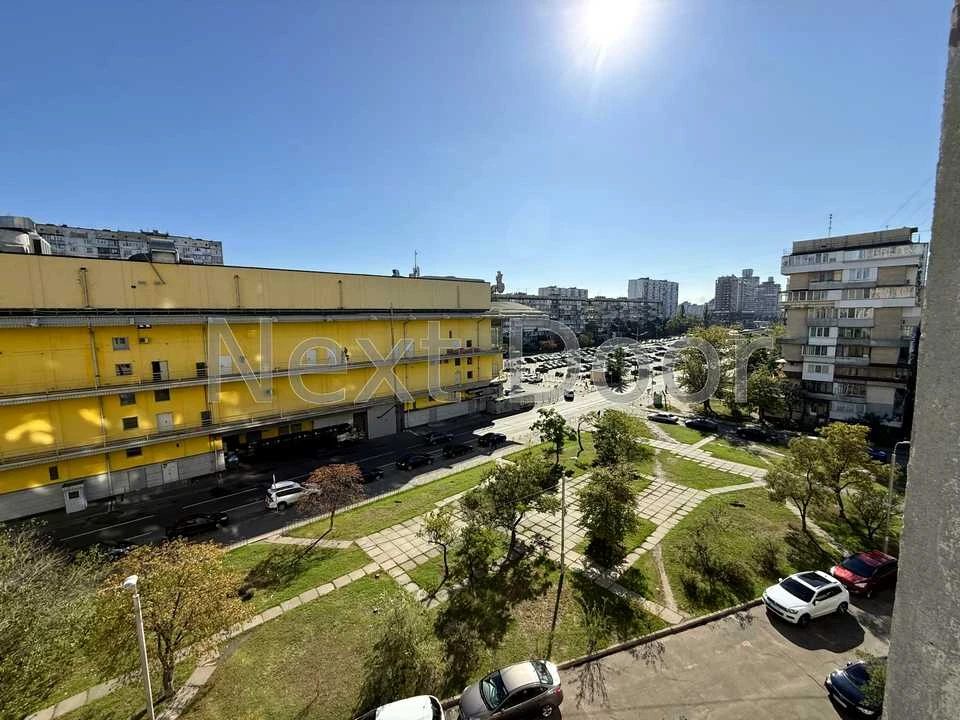 Квартира. Київ, Оболонський просп.