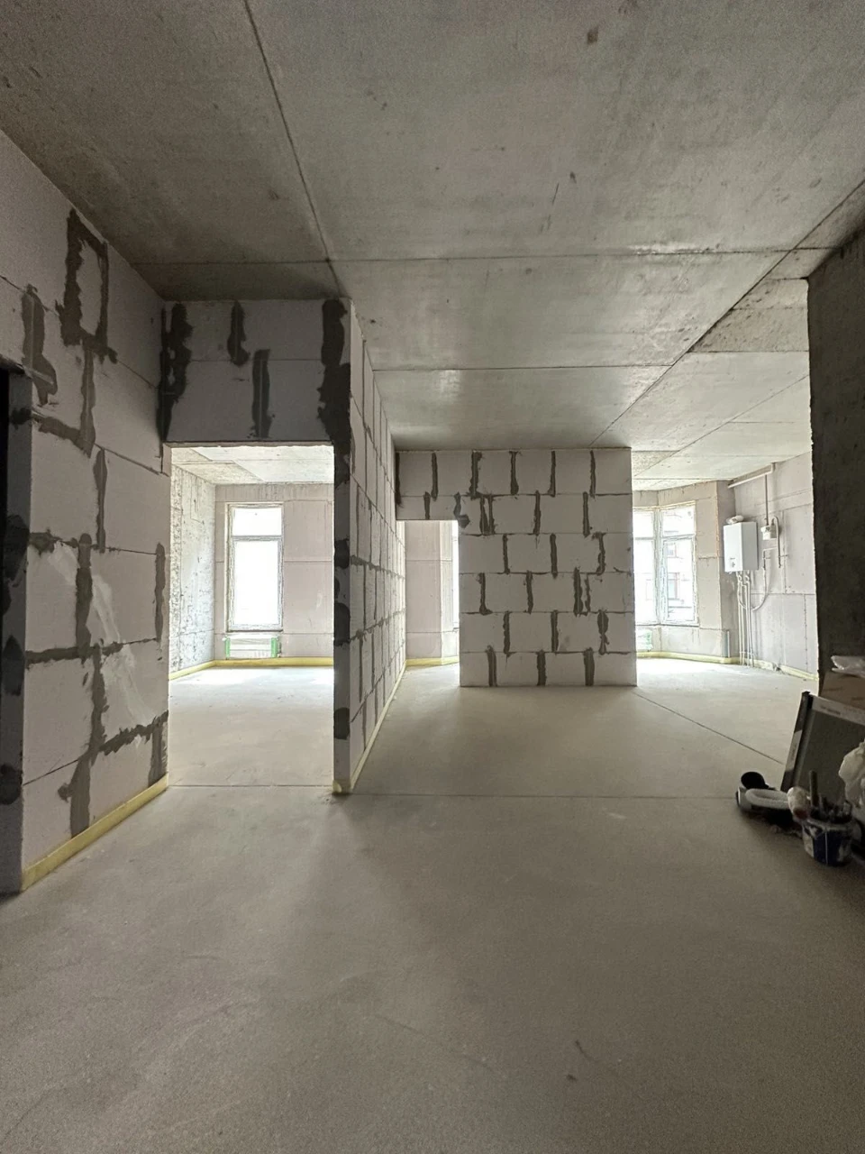 Продается 2-х ком кв-ра площадью 63 м² на высоком первом эта