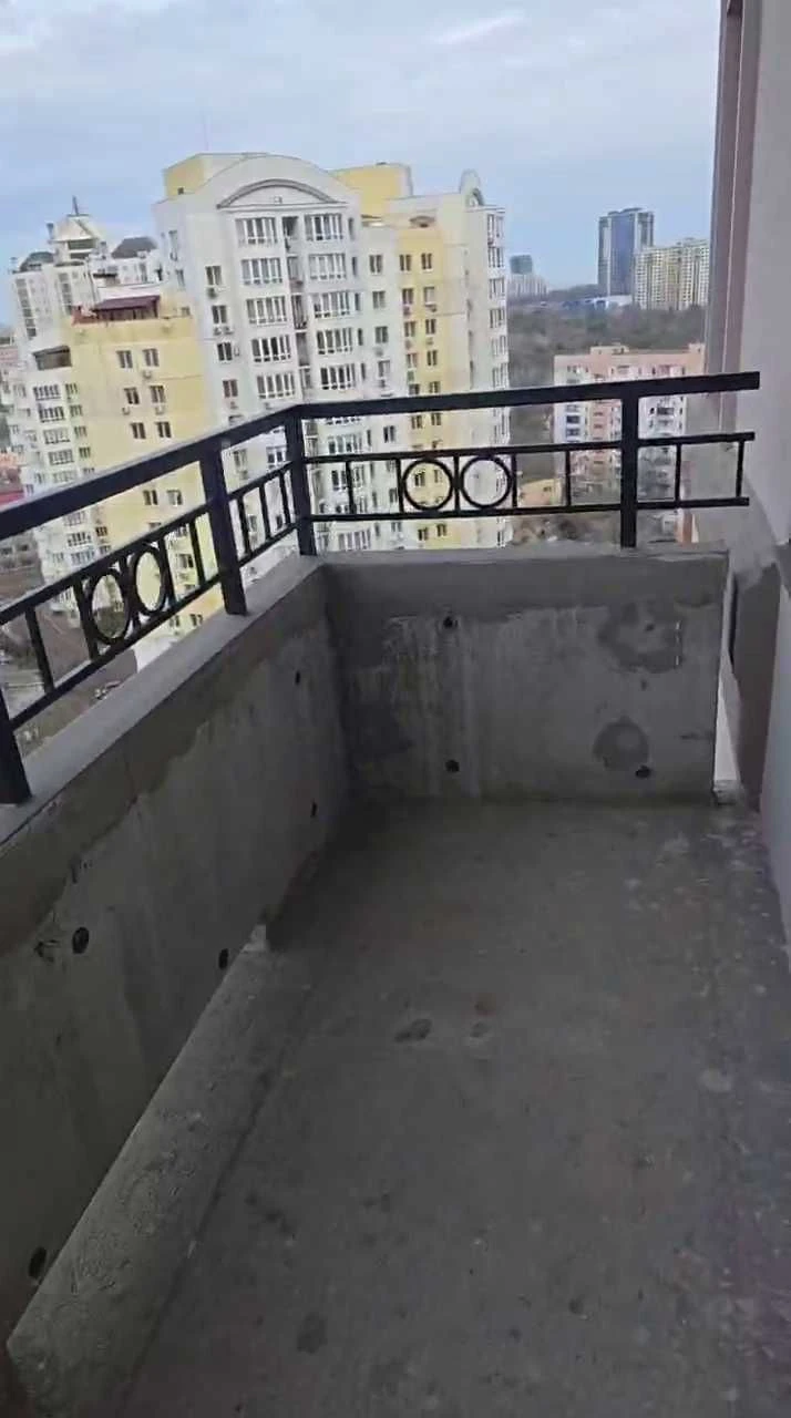 Продам квартиру в ЖК «Акрополь», Фонтанська дорога,  5-та ст