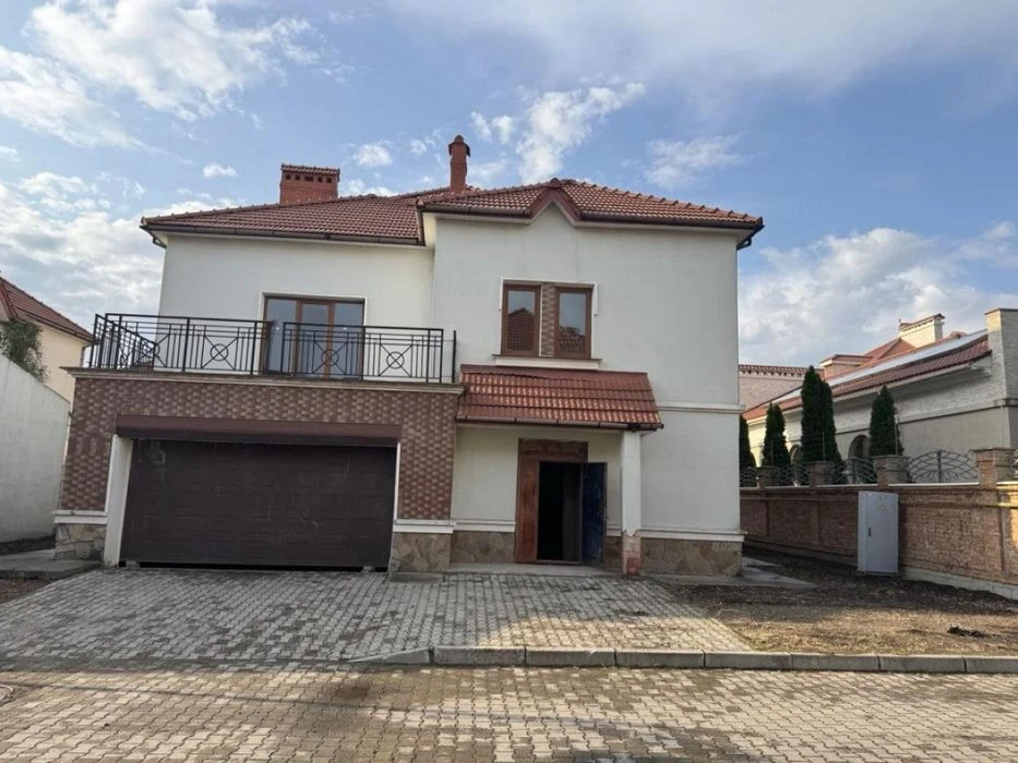 Продажа кирпичного дома, М.Виллас, 400м², ПОДВАЛ