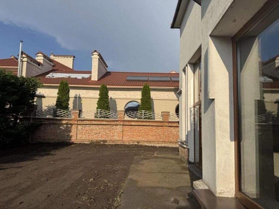 Продажа кирпичного дома, М.Виллас, 400м², ПОДВАЛ