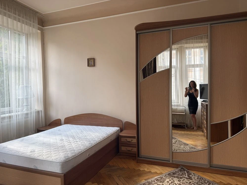 Продаж 3-кімнатної квартири  по вулиці Ярослава Мудрого