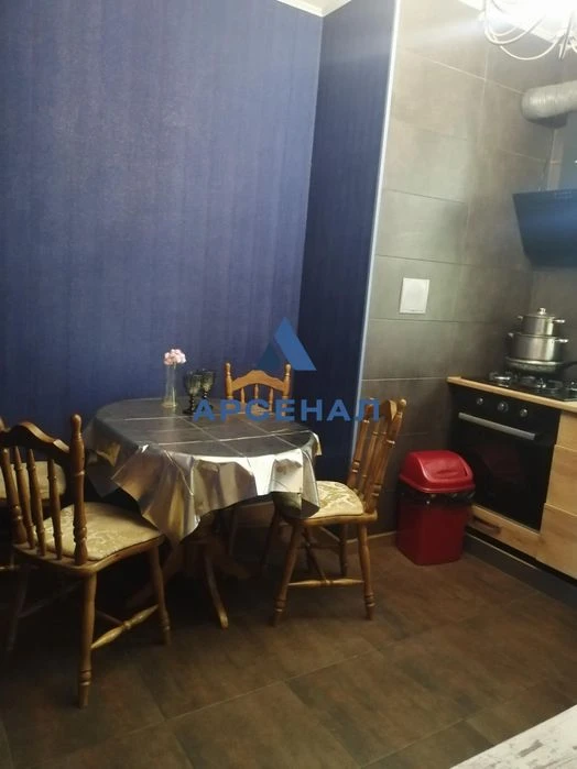 3-room apartment for sale on Academician Muravchenko Street