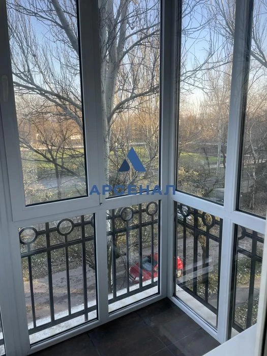 3-room apartment for sale on Academician Muravchenko Street