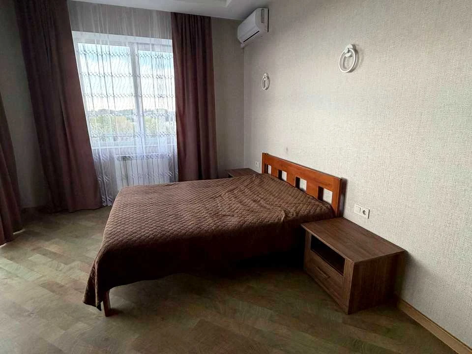 Квартира. Рівне, Різдвяна вул.
