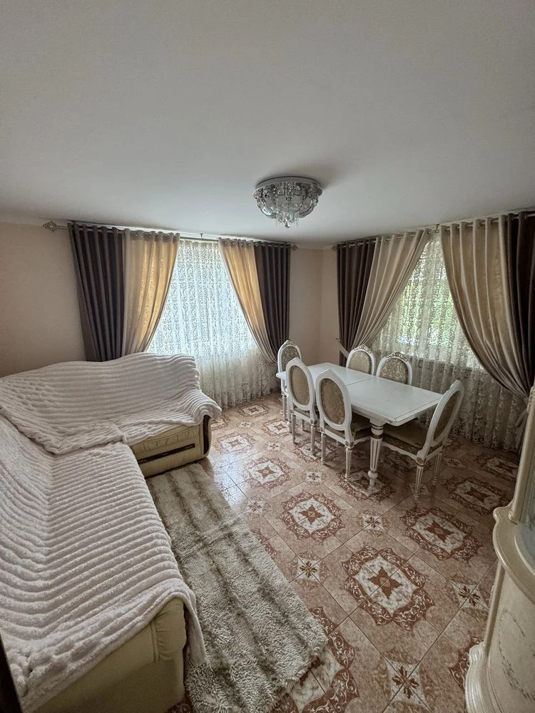 Продам будинок 180 м + 60м