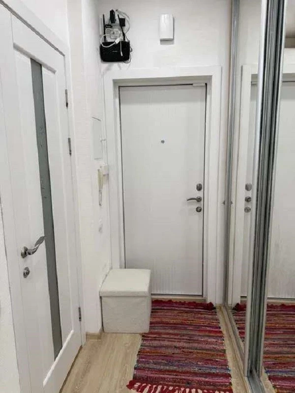Продаж 1-кімнатної квартири 42 м², Регенераторна вул., 4, Ко