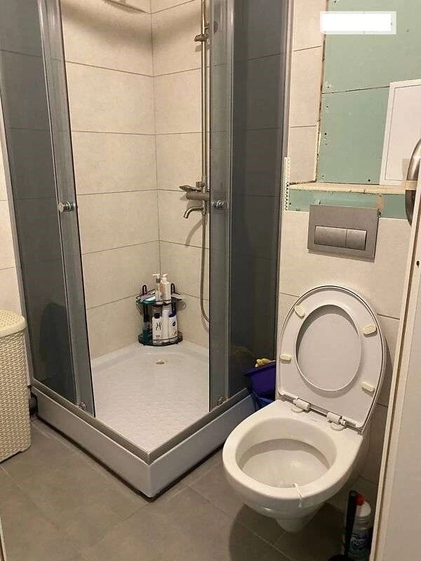 Продаж 1-кімнатної квартири 34 м², Березняківська вул., 22