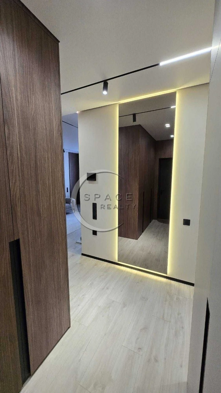 Продаж дизайнерської 3-х кімнатної квартири в ЖК Варшавський