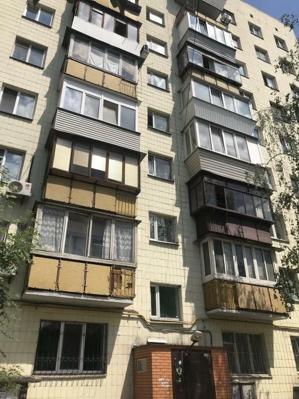 1-room apartment for sale 32 m², Andriia Holovka St., 1