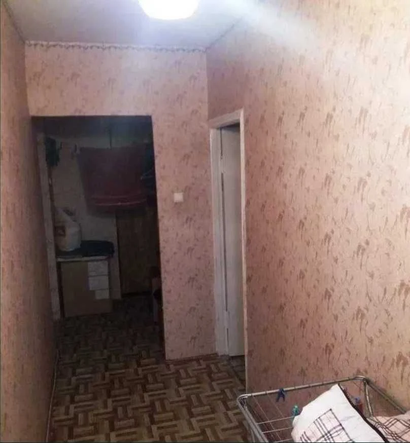 3 кім в ЦЕГЛІ, середній поверх, СЛОБОЖАНСЬКИЙ (ГАЗЕТИ ПРАВДИ