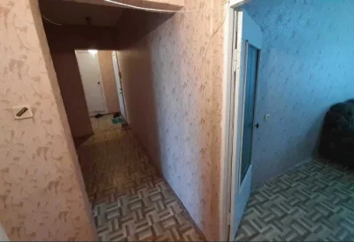 3 кім в ЦЕГЛІ, середній поверх, СЛОБОЖАНСЬКИЙ (ГАЗЕТИ ПРАВДИ