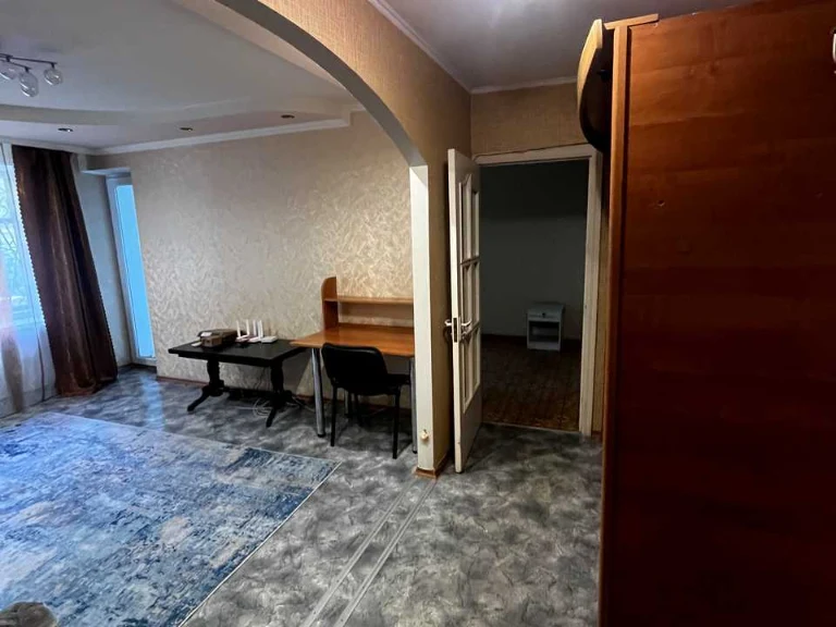 Квартира. Дніпро, Менахем-Мендл Шнеєрсона вул.