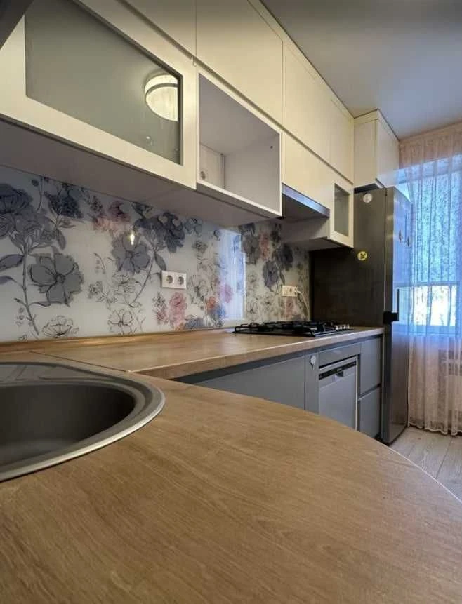 Продам квартиру на Солнечном