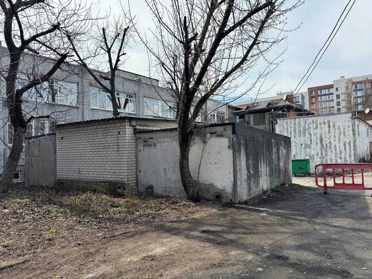 Купите гараж в нагорном районе на ул.Гусенко, 13