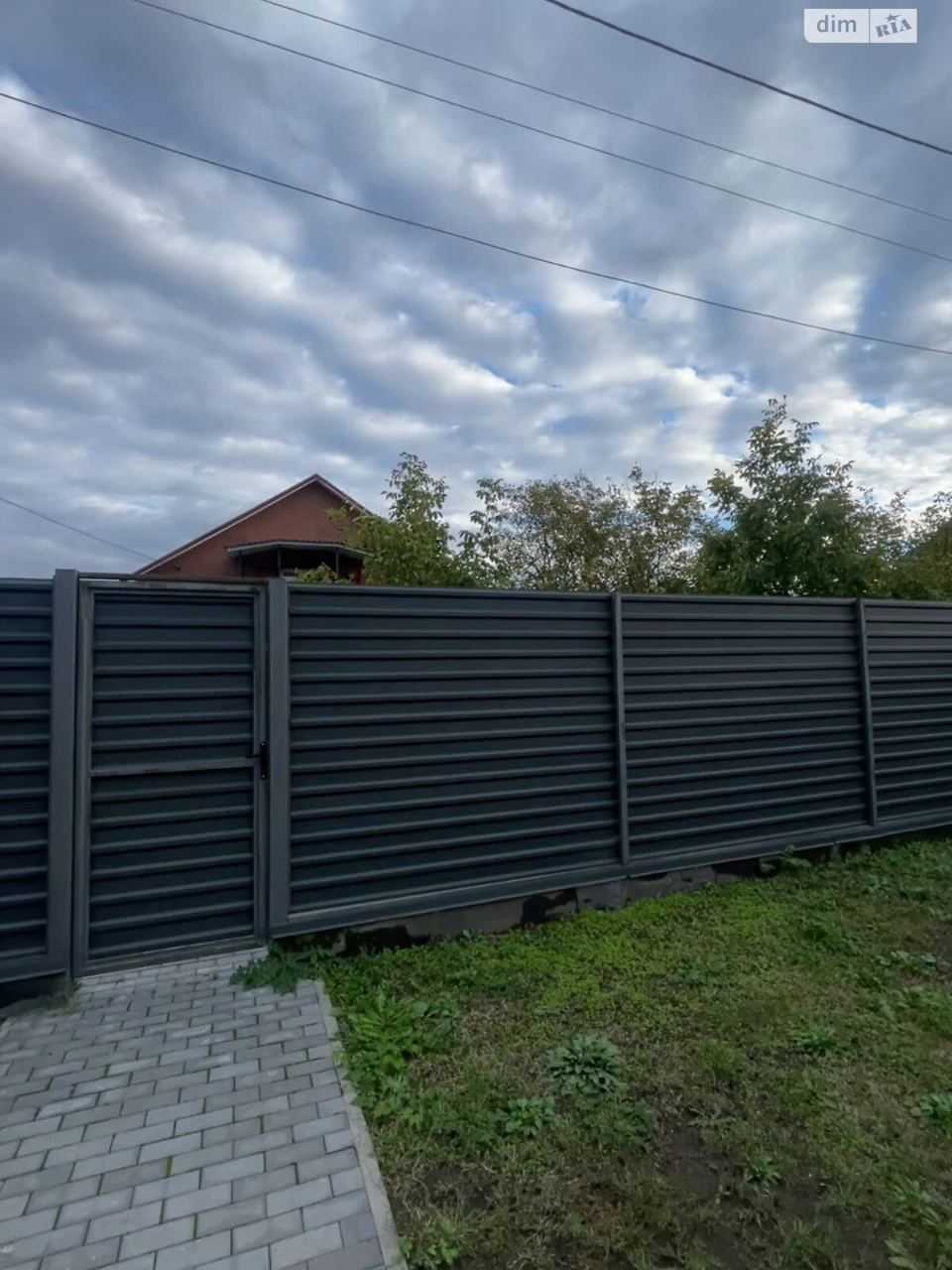 Продаж Дім