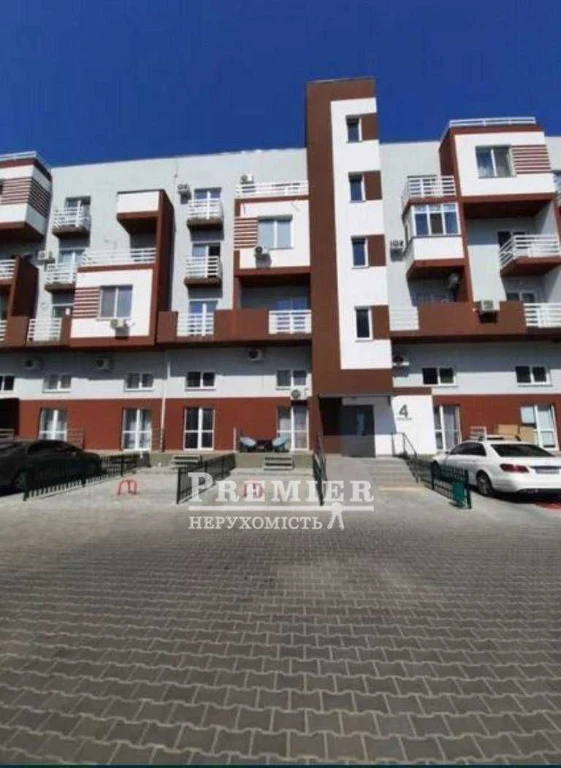 Продам дворівневу квартиру