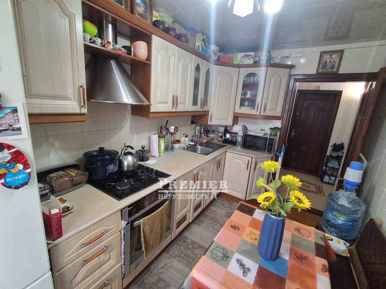 Продам 4-кімнатну квартиру 62 кв.м
