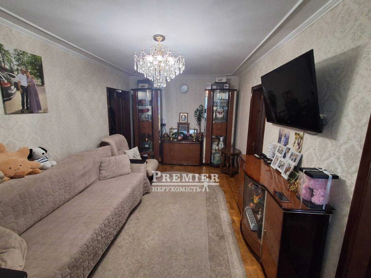 Продам 4-кімнатну квартиру 62 кв.м