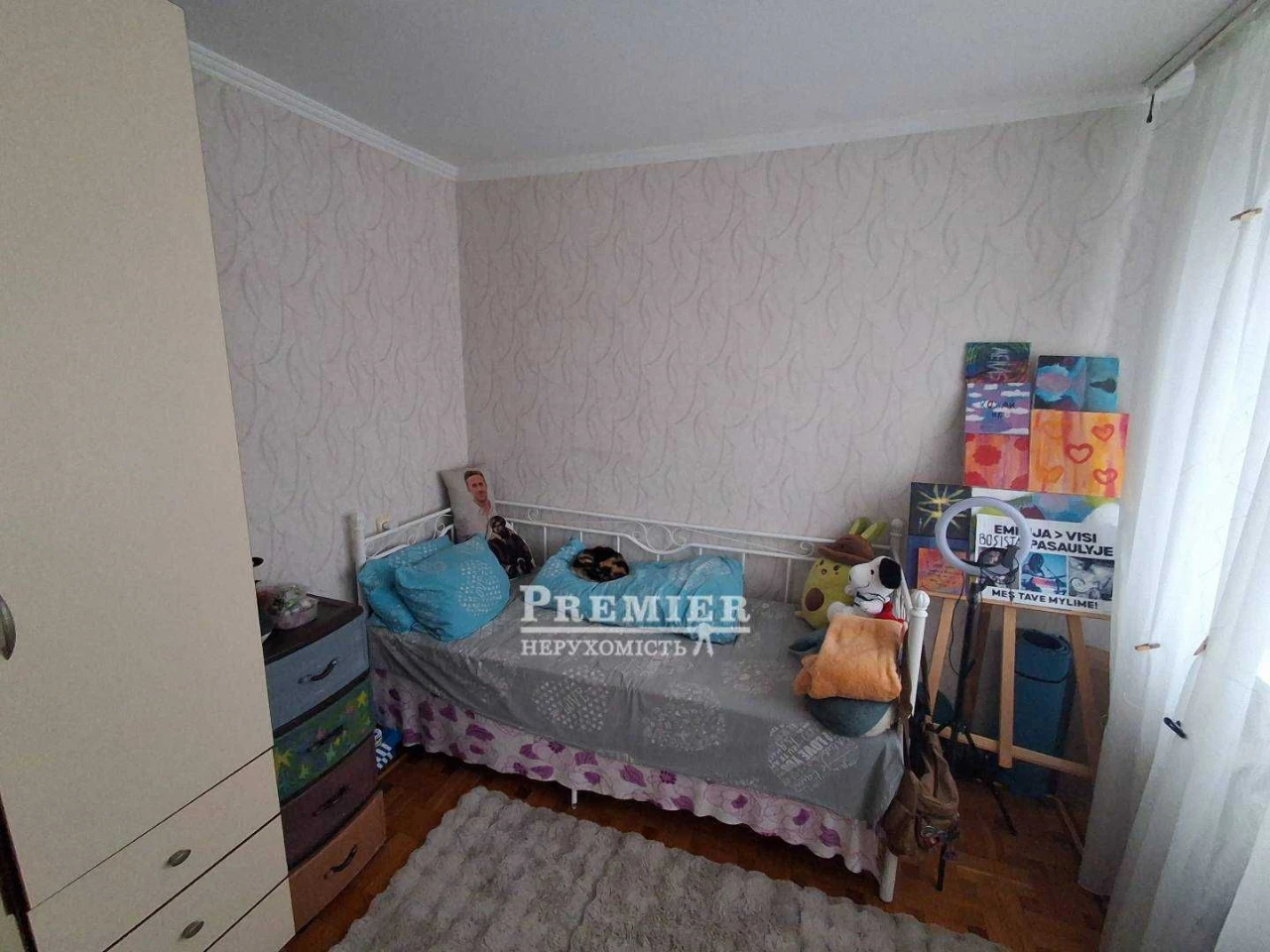 Продам 4-кімнатну квартиру 62 кв.м