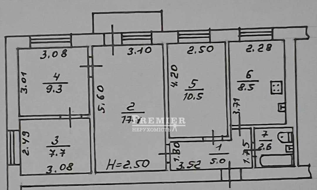 Продам 4-кімнатну квартиру 62 кв.м