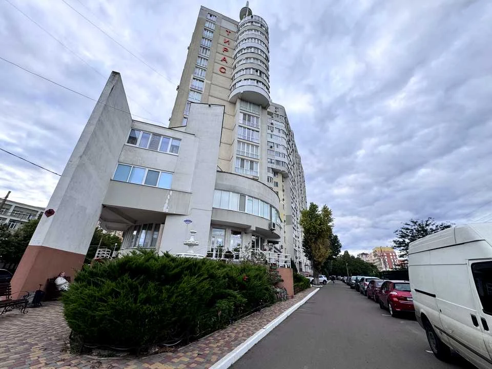 Квартира. Одеса, Академіка Корольова вул.