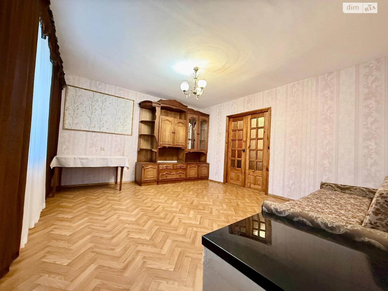Продаж Квартира Виставка