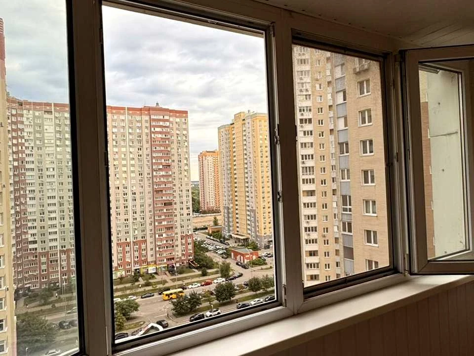 Квартира. Київ, Григорія Ващенка вул.