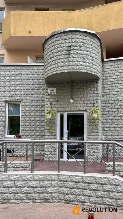 3-room apartment for sale 107.7m2, Dniprovska Naberezhna 2