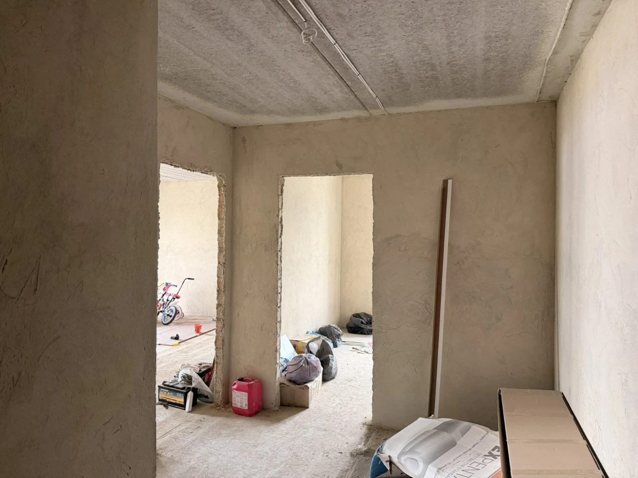 Продаж 2к квартири 57.6кв.м на вул.Поліська 8Б