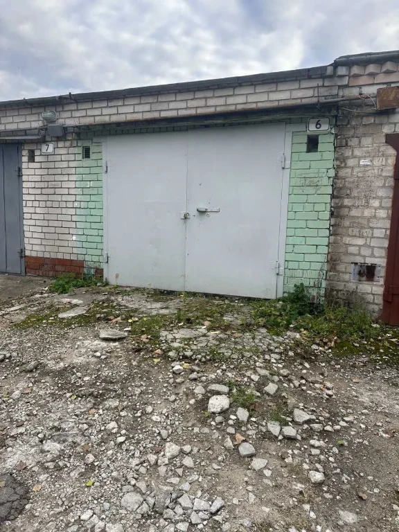 Купите гараж в кооператаве "Дослідний" на Тополе в районе Оп