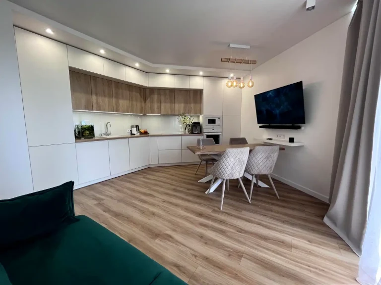 Продаж квартири 2-кімн. 46.5 м² 12/16 пов.