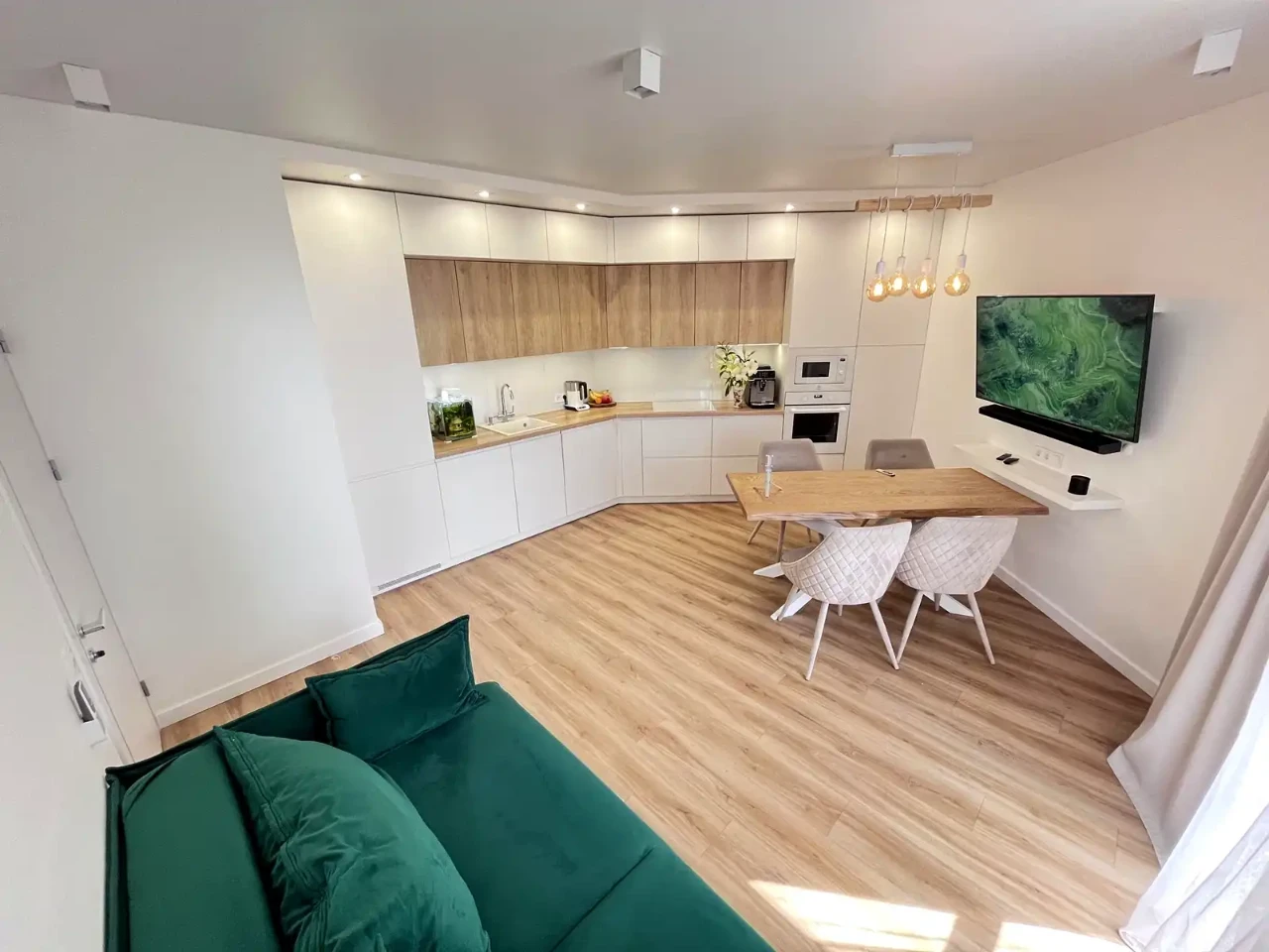 Продаж квартири 2-кімн. 46.5 м² 12/16 пов.