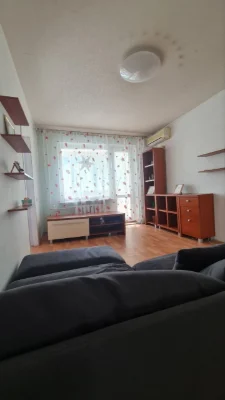 Продам 3-ком квартиру на Калиновой  28