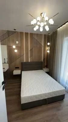 Продам 1 кімнатну квартиру з ремонтом та меблями  в Кадорр С